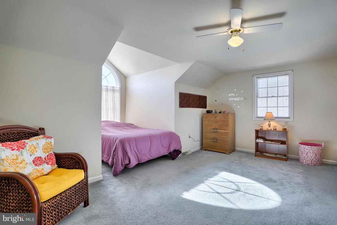 MEADOW BROOK ESTATES - Residential