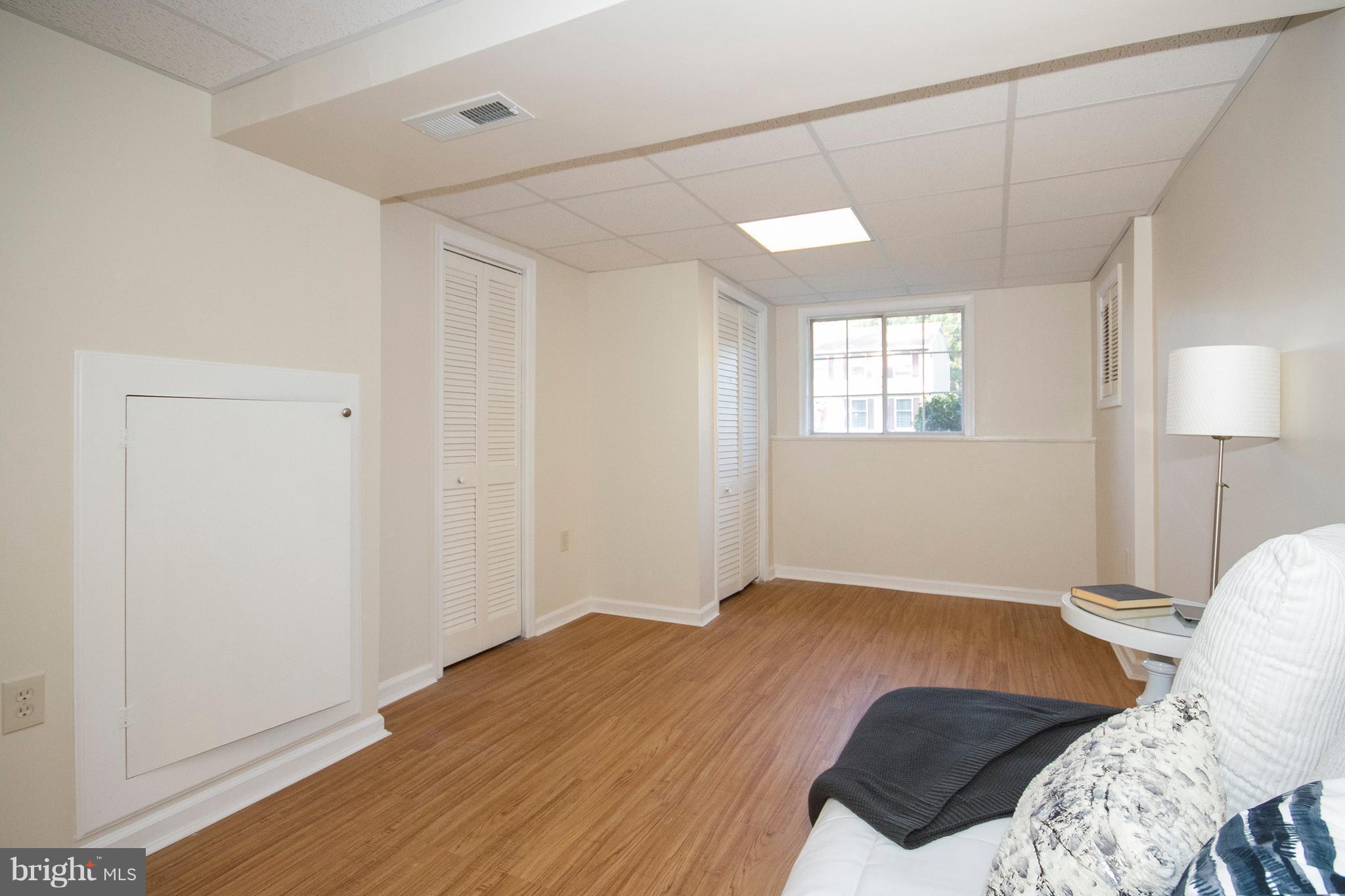 WOODFALL - Residential