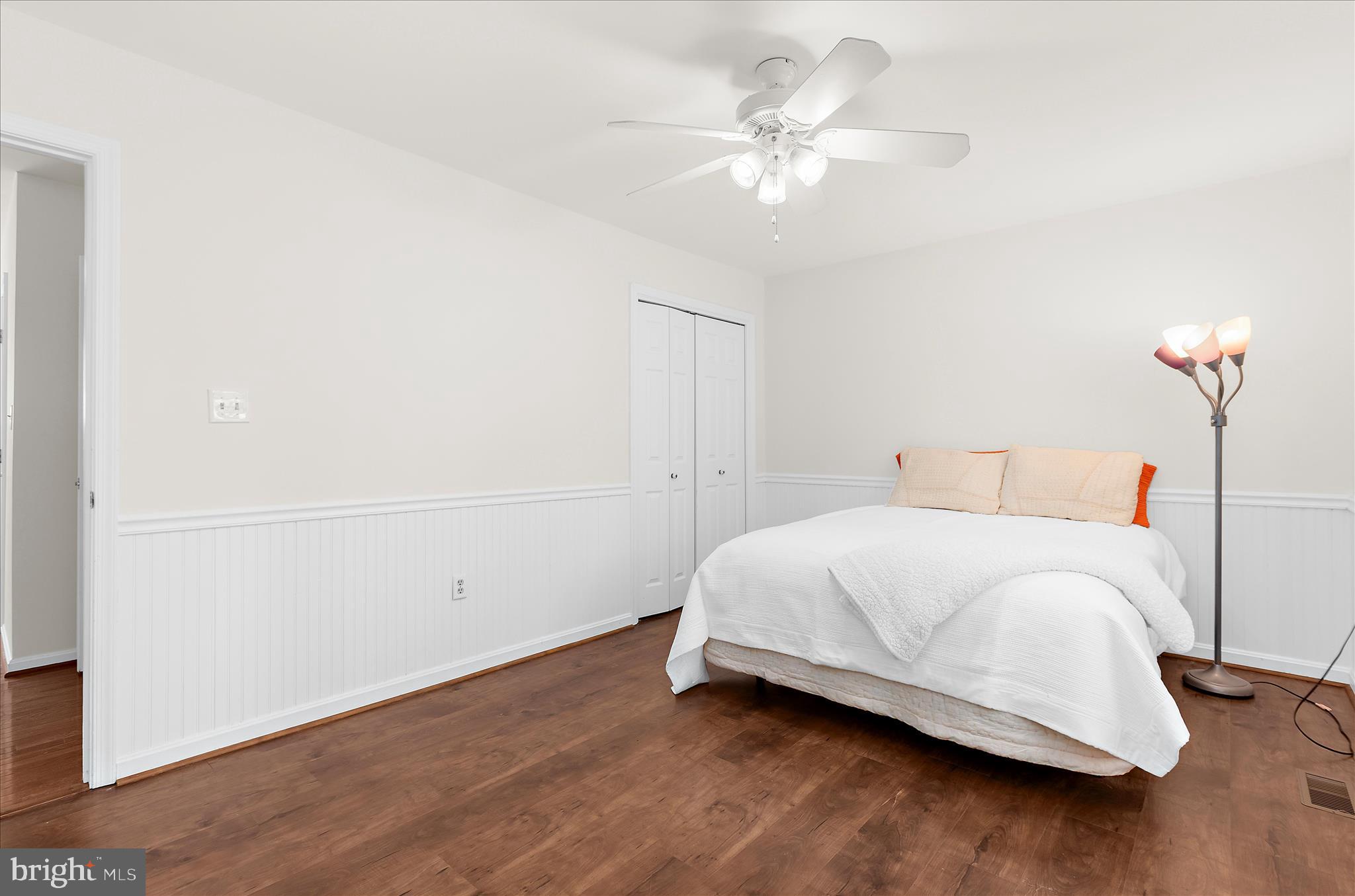 MANORS OF CROFTON - Residential