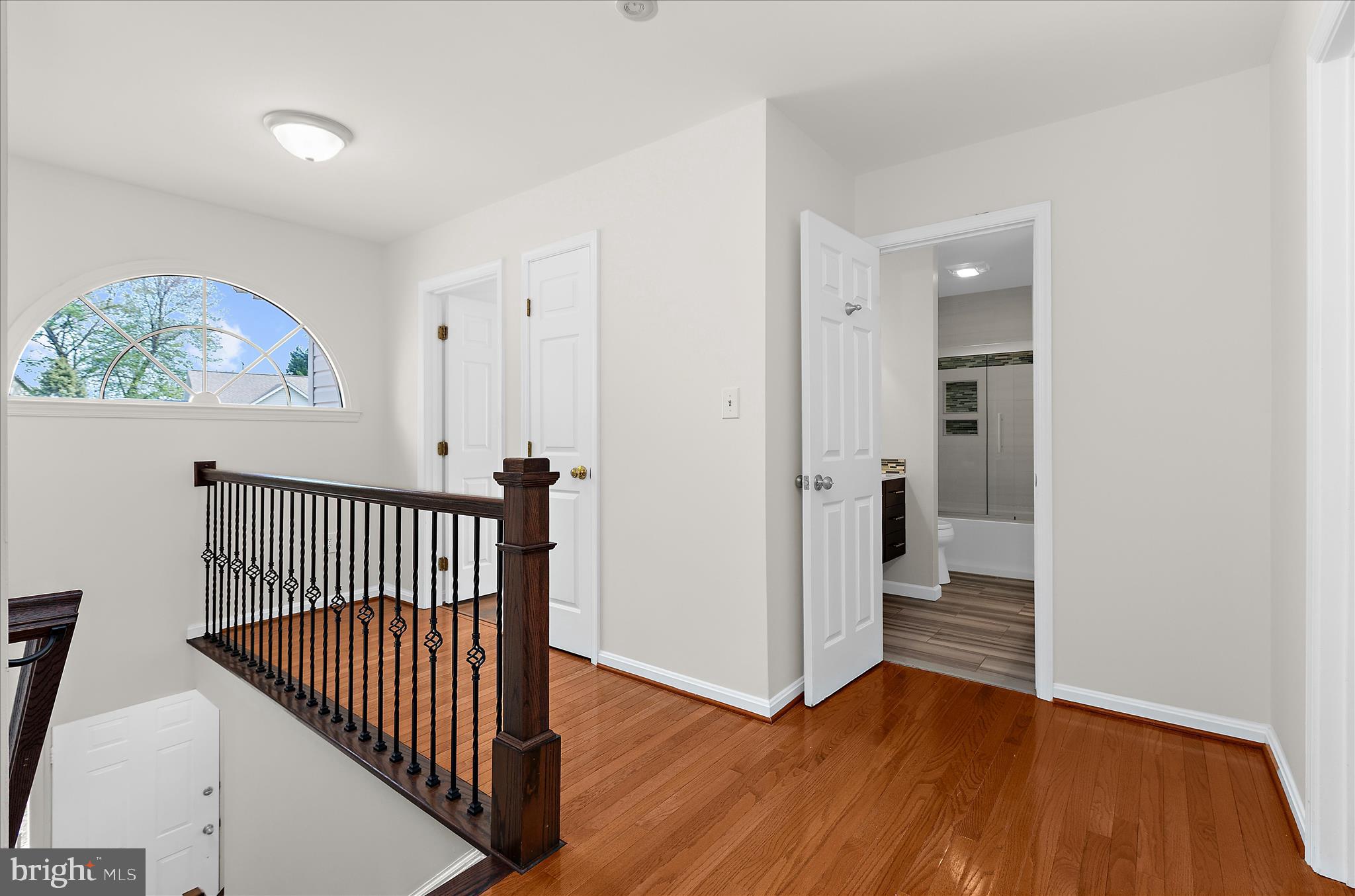 MANORS OF CROFTON - Residential