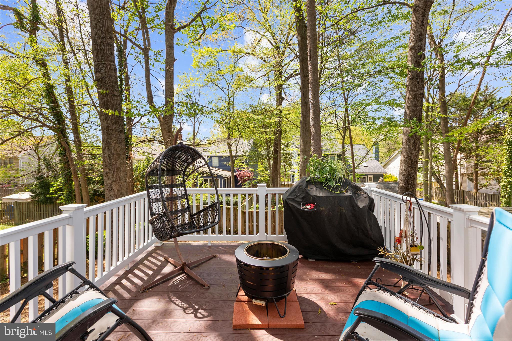 MANORS OF CROFTON - Residential