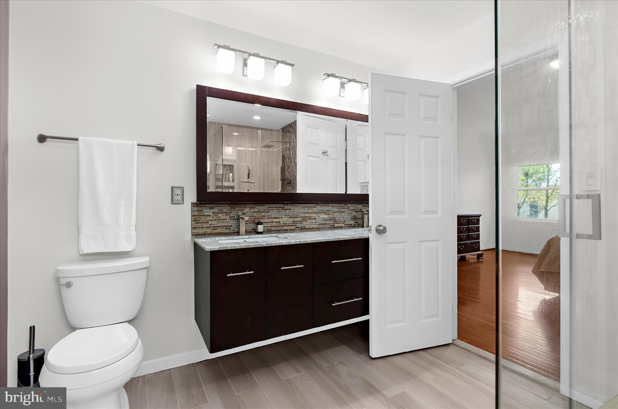 MANORS OF CROFTON - Residential