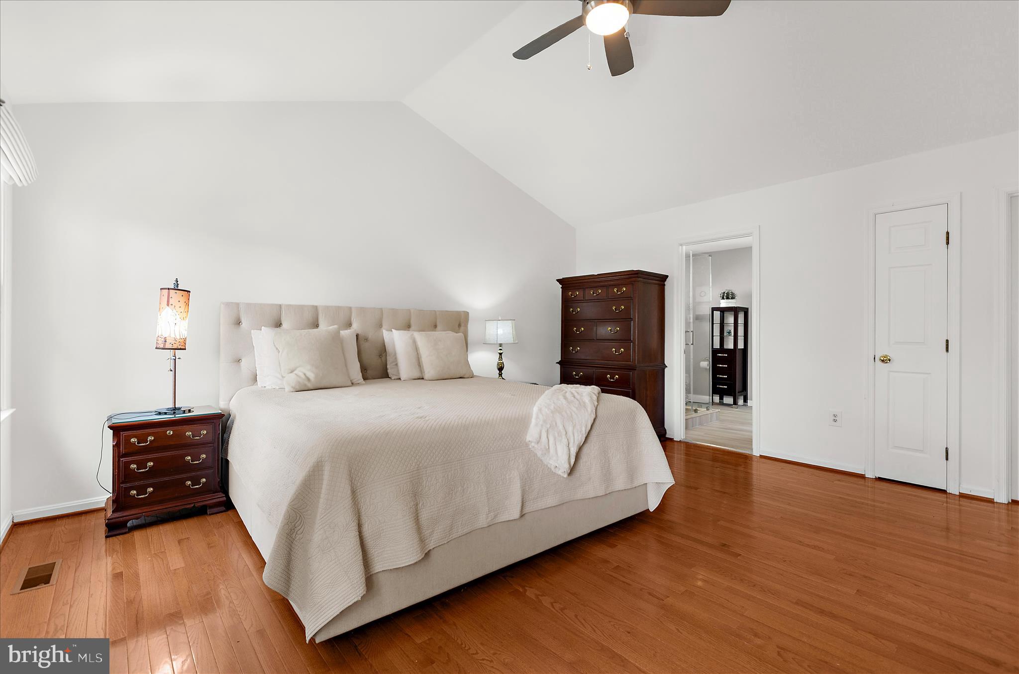 MANORS OF CROFTON - Residential