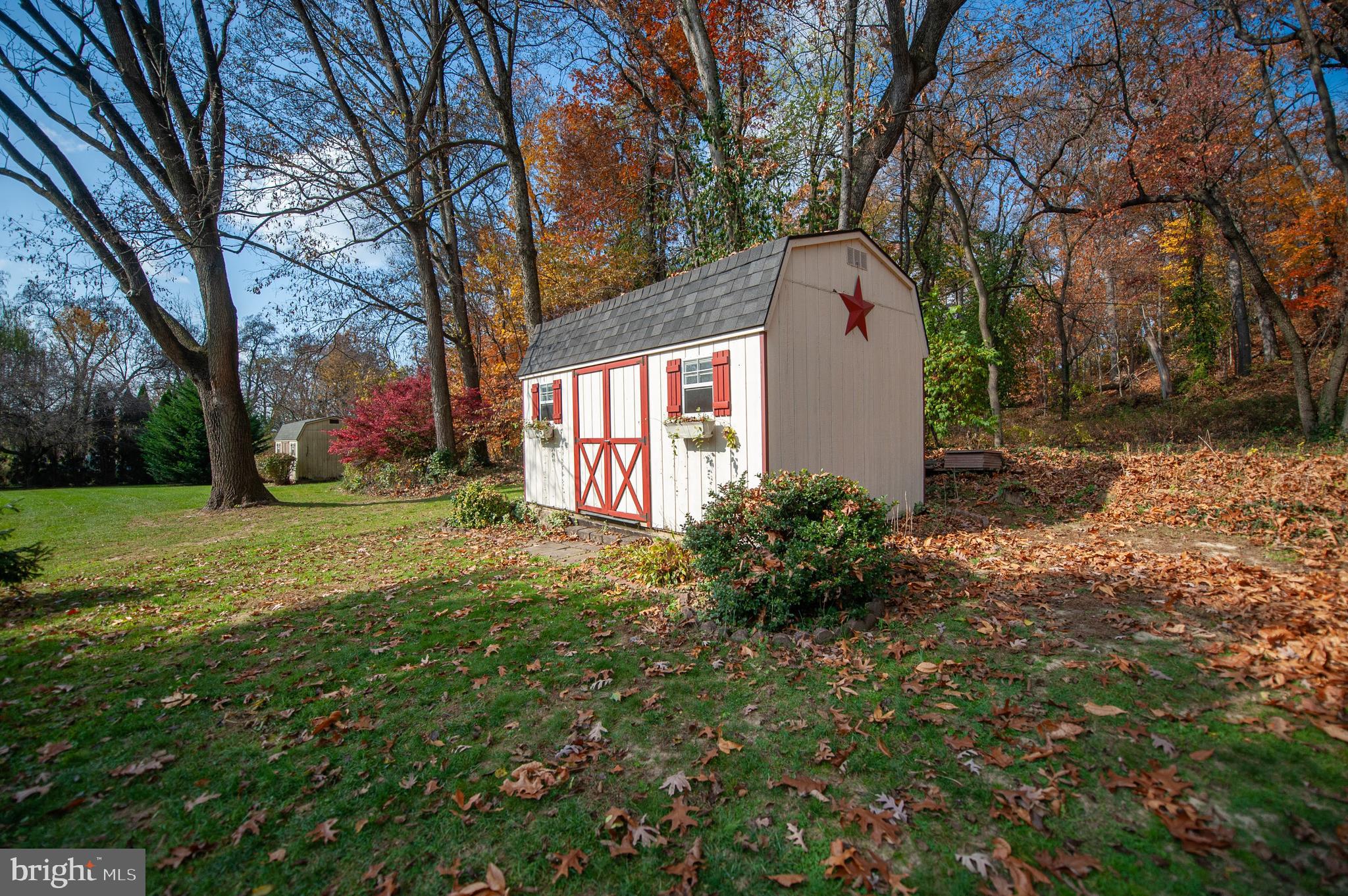 NORTH HAVEN - Residential