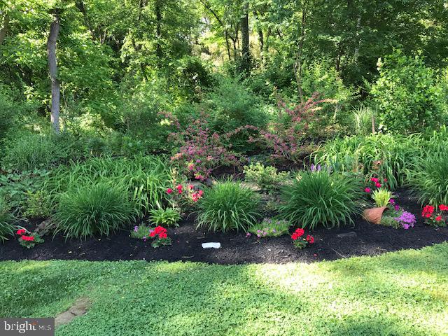 NORTH HAVEN - Residential