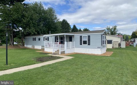 101 GROUSE DRIVE LANCASTER PA 17603