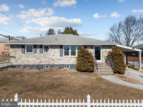 41 E Champlain Avenue, Wilmington, DE 19804 - MLS#: DENC2076192