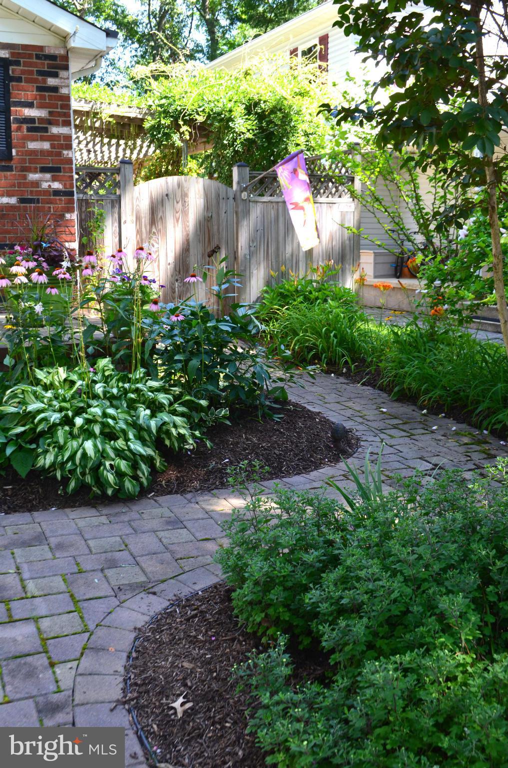 FRANKLIN MANOR BEACH - Residential