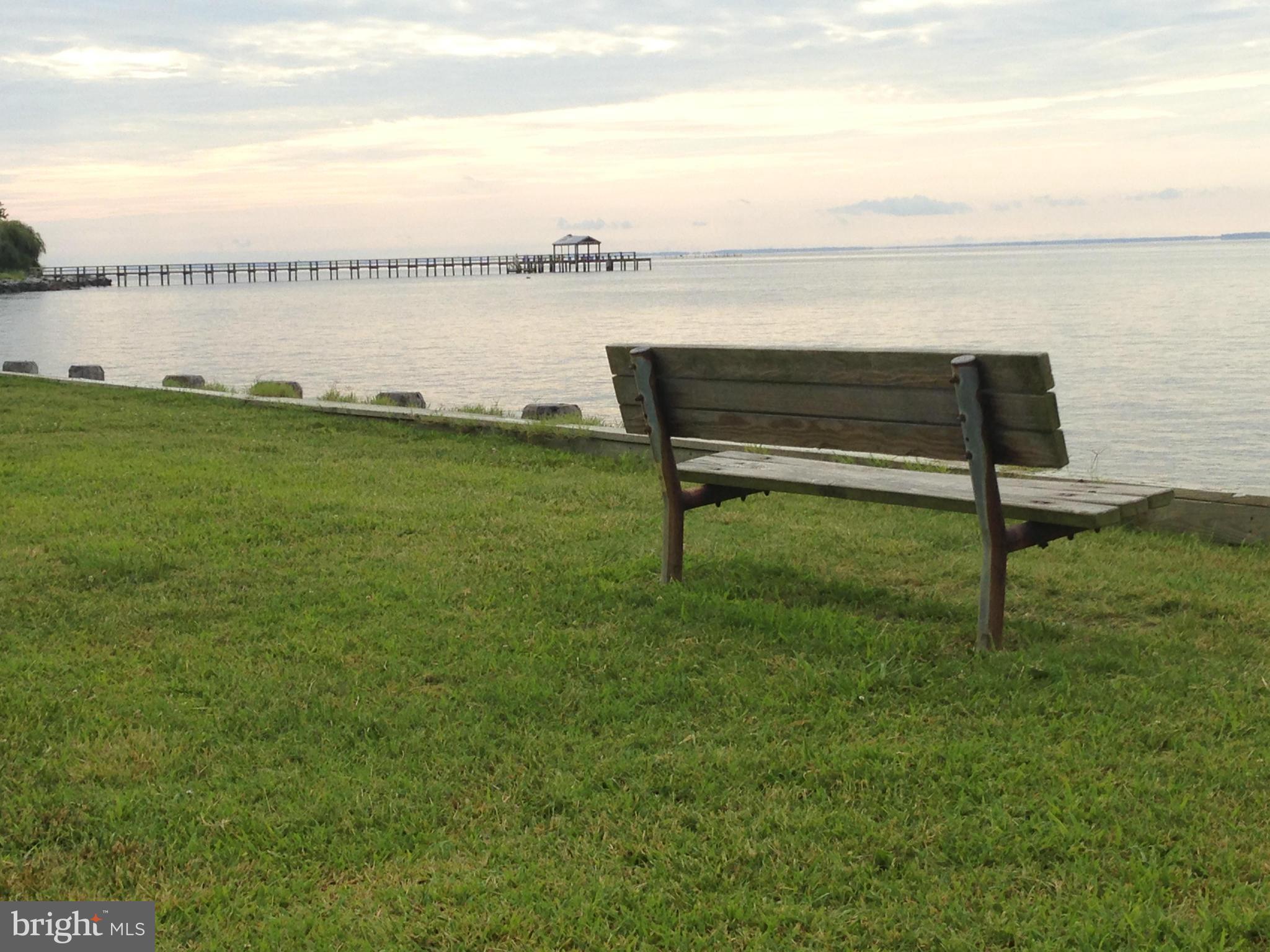 FRANKLIN MANOR BEACH - Residential