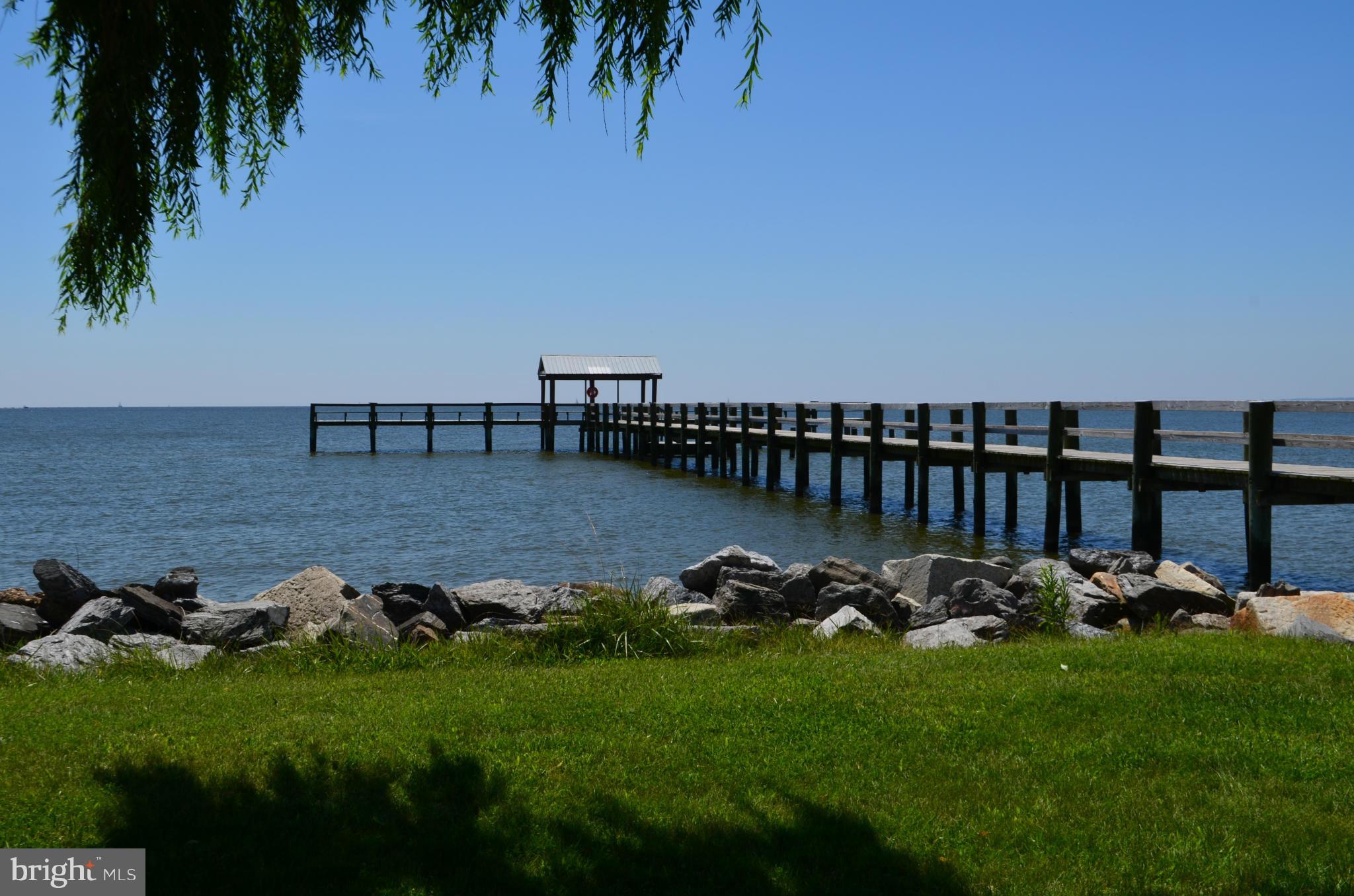 FRANKLIN MANOR BEACH - Residential