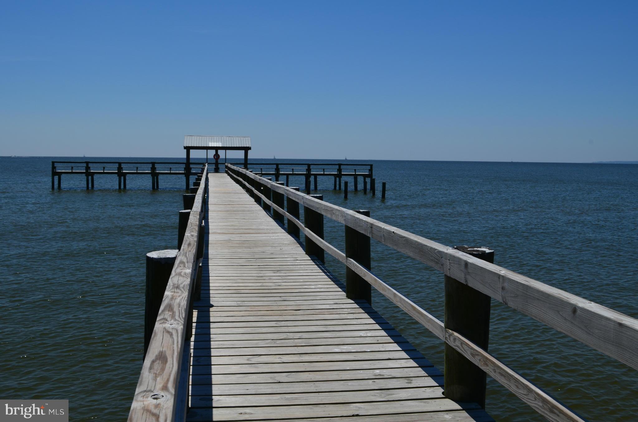 FRANKLIN MANOR BEACH - Residential