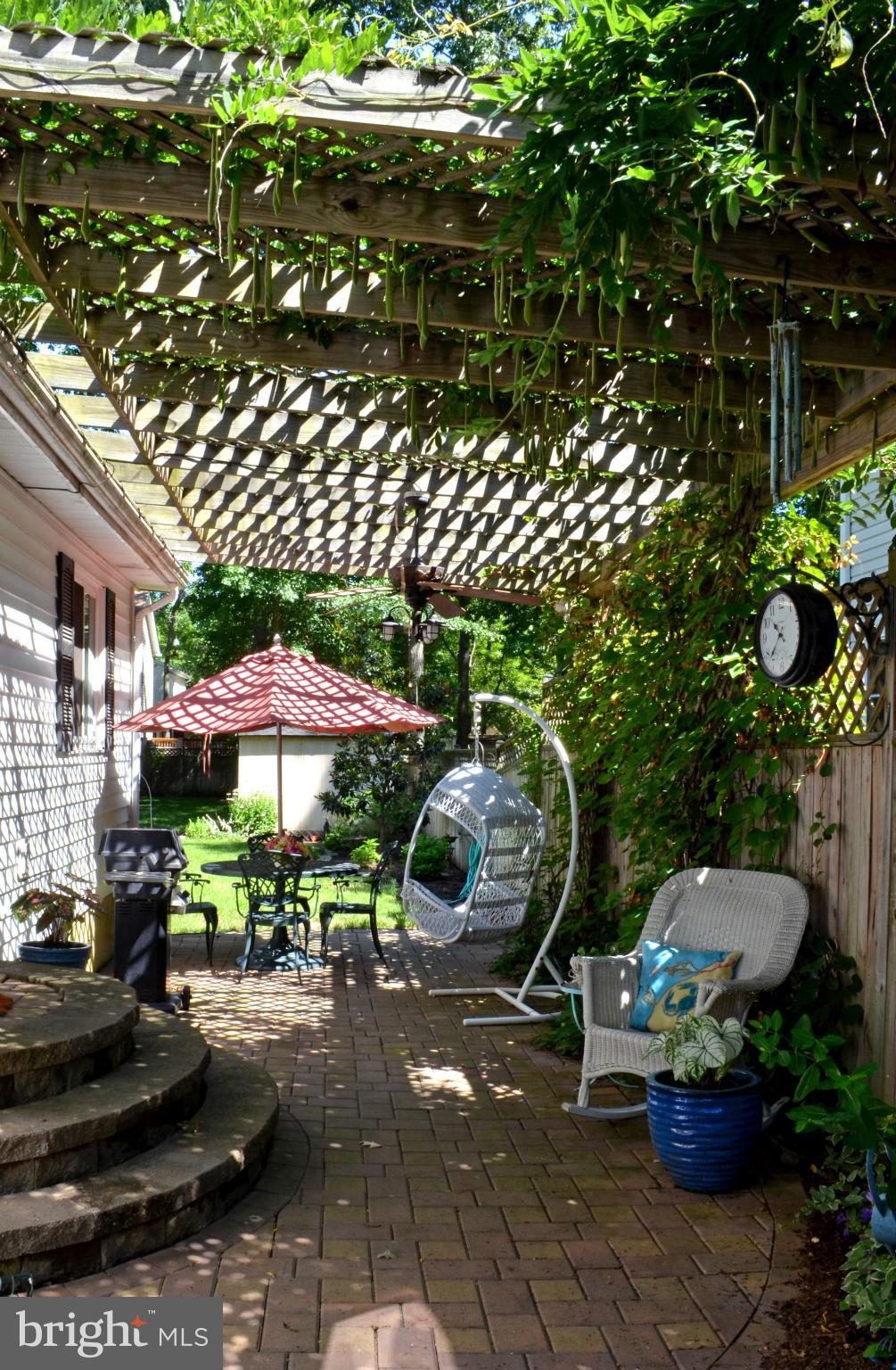 FRANKLIN MANOR BEACH - Residential