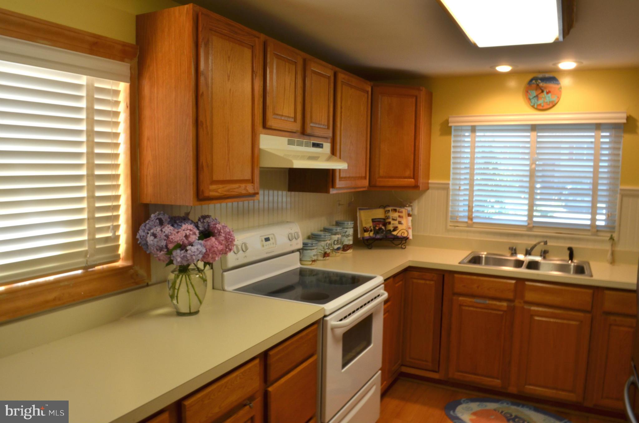 FRANKLIN MANOR BEACH - Residential