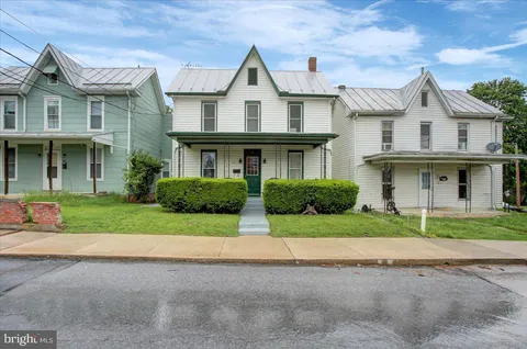 351 E Burd Street, Shippensburg, PA 17257 - MLS#: PACB2042036