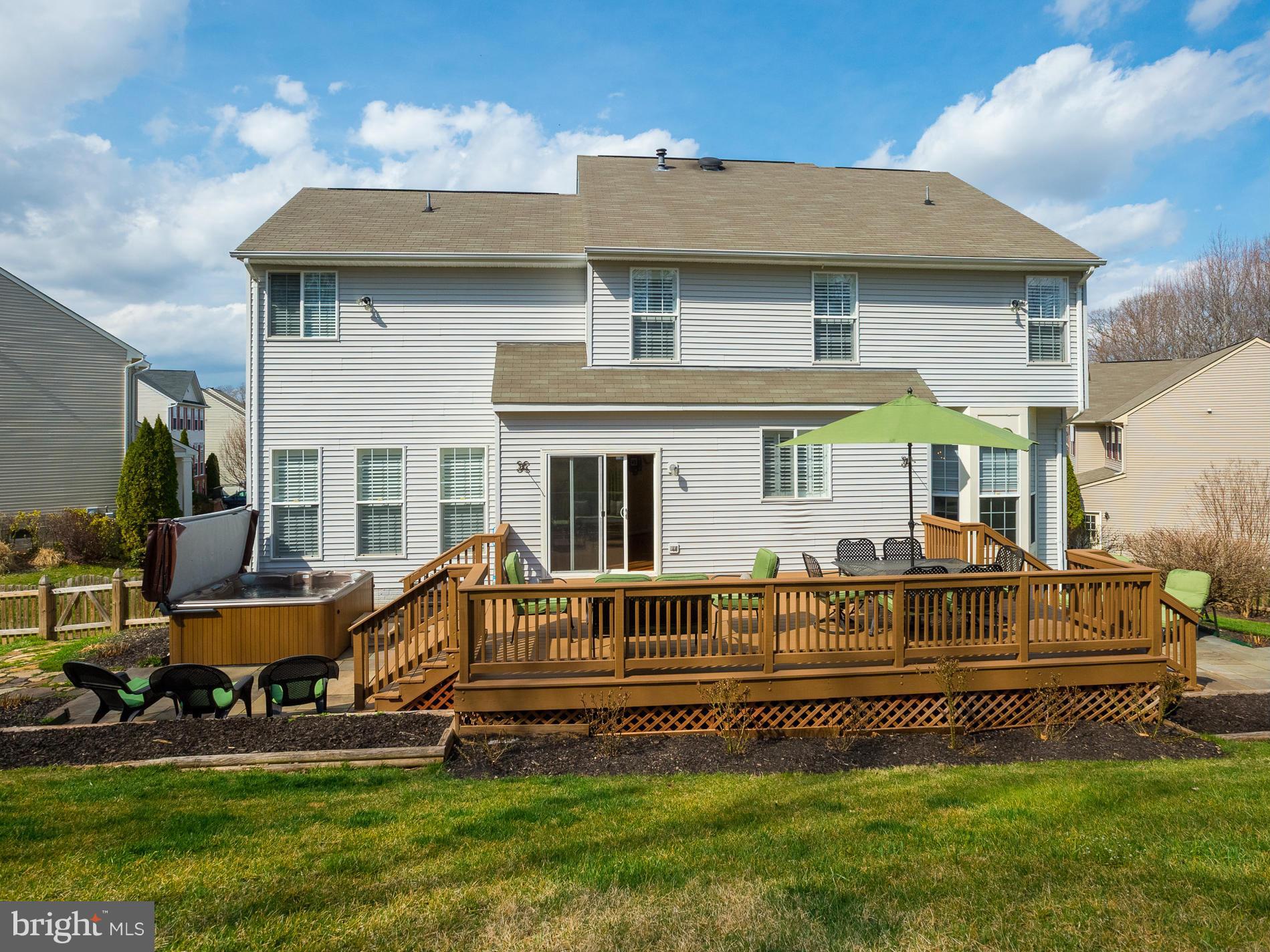 EDGEMONT - Residential