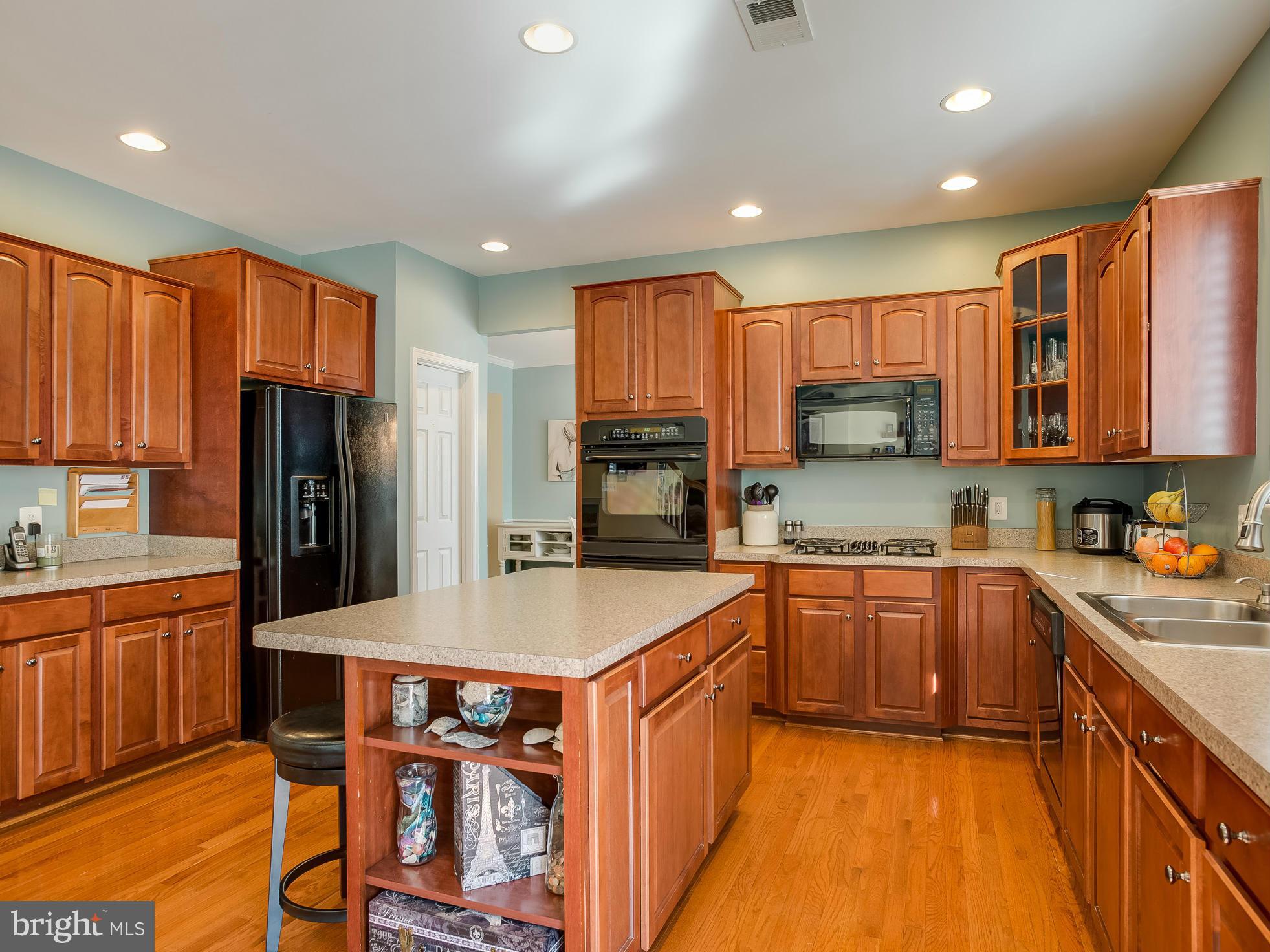 EDGEMONT - Residential