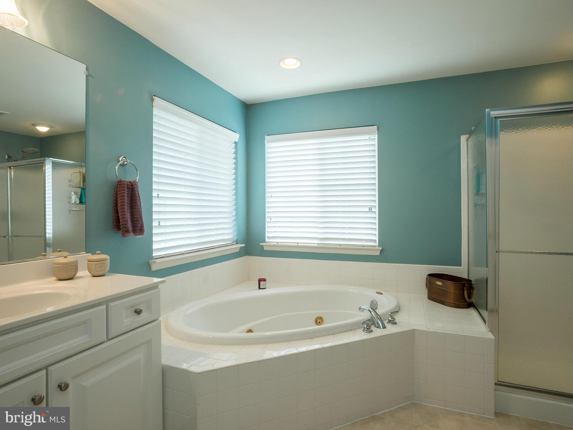 EDGEMONT - Residential