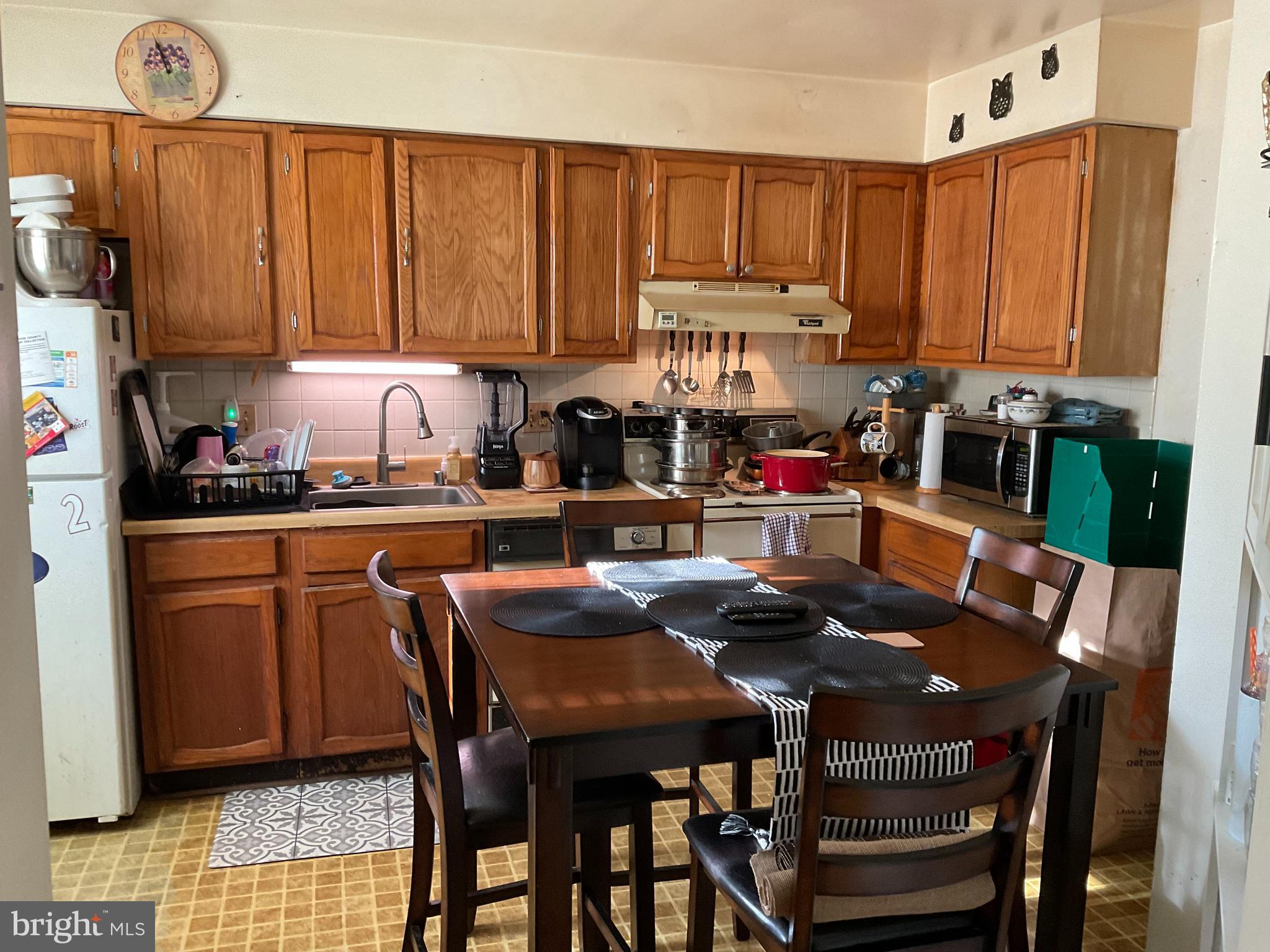 22 KETTLE COURT 7-12F