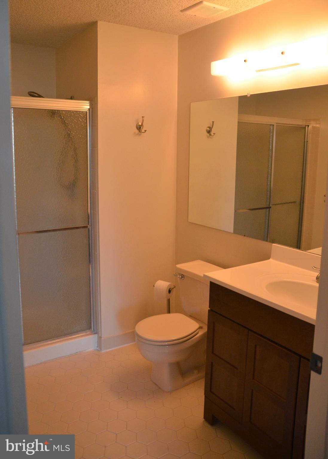 SOCIETY HILL II HAMI - Residential Lease