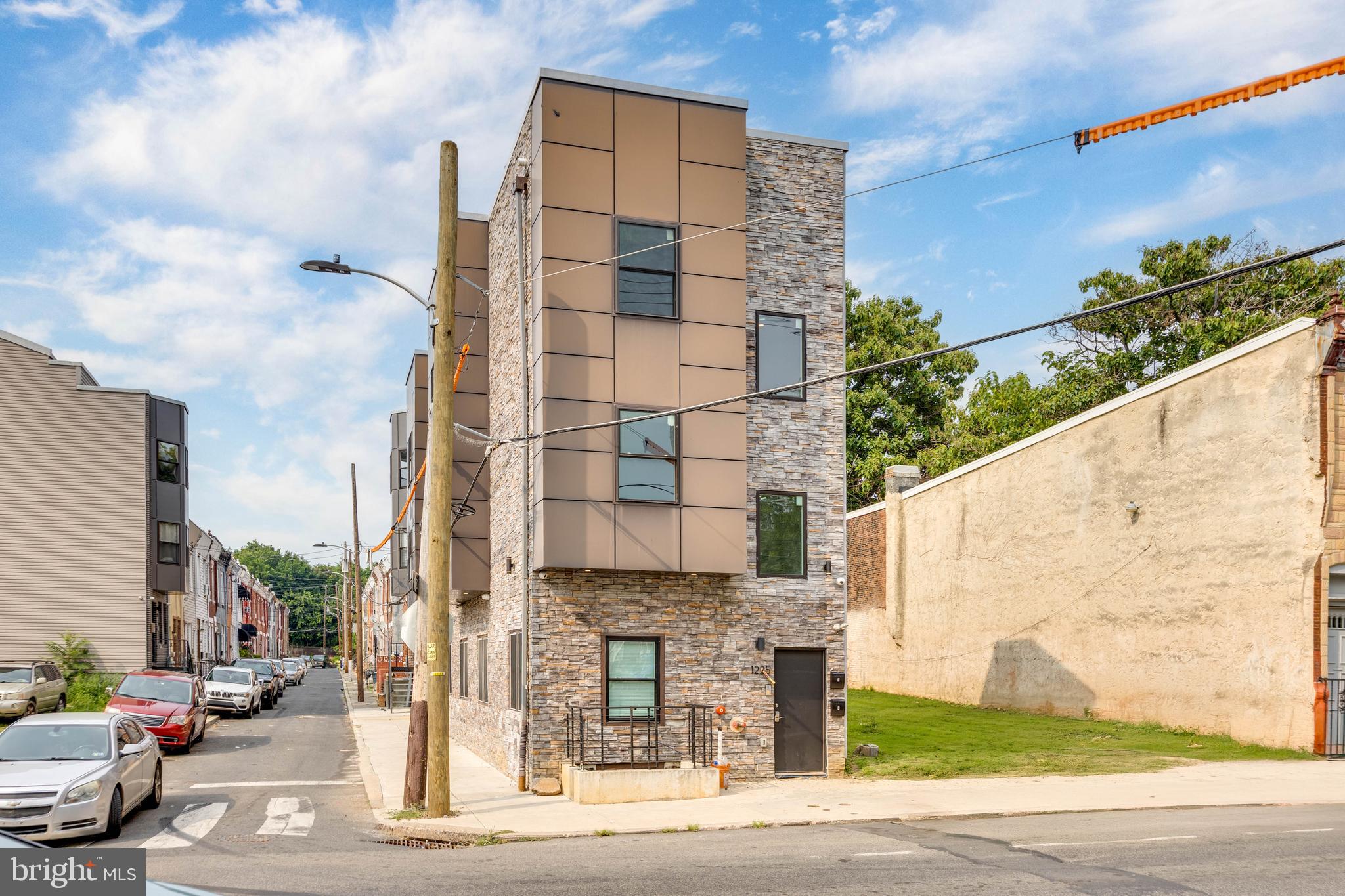 TEMPLE UNIVERSITY - Residential Lease