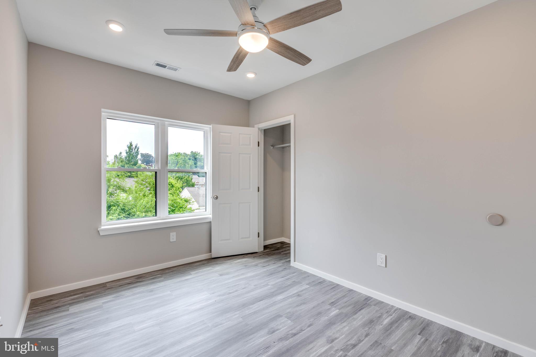 TEMPLE UNIVERSITY - Residential Lease