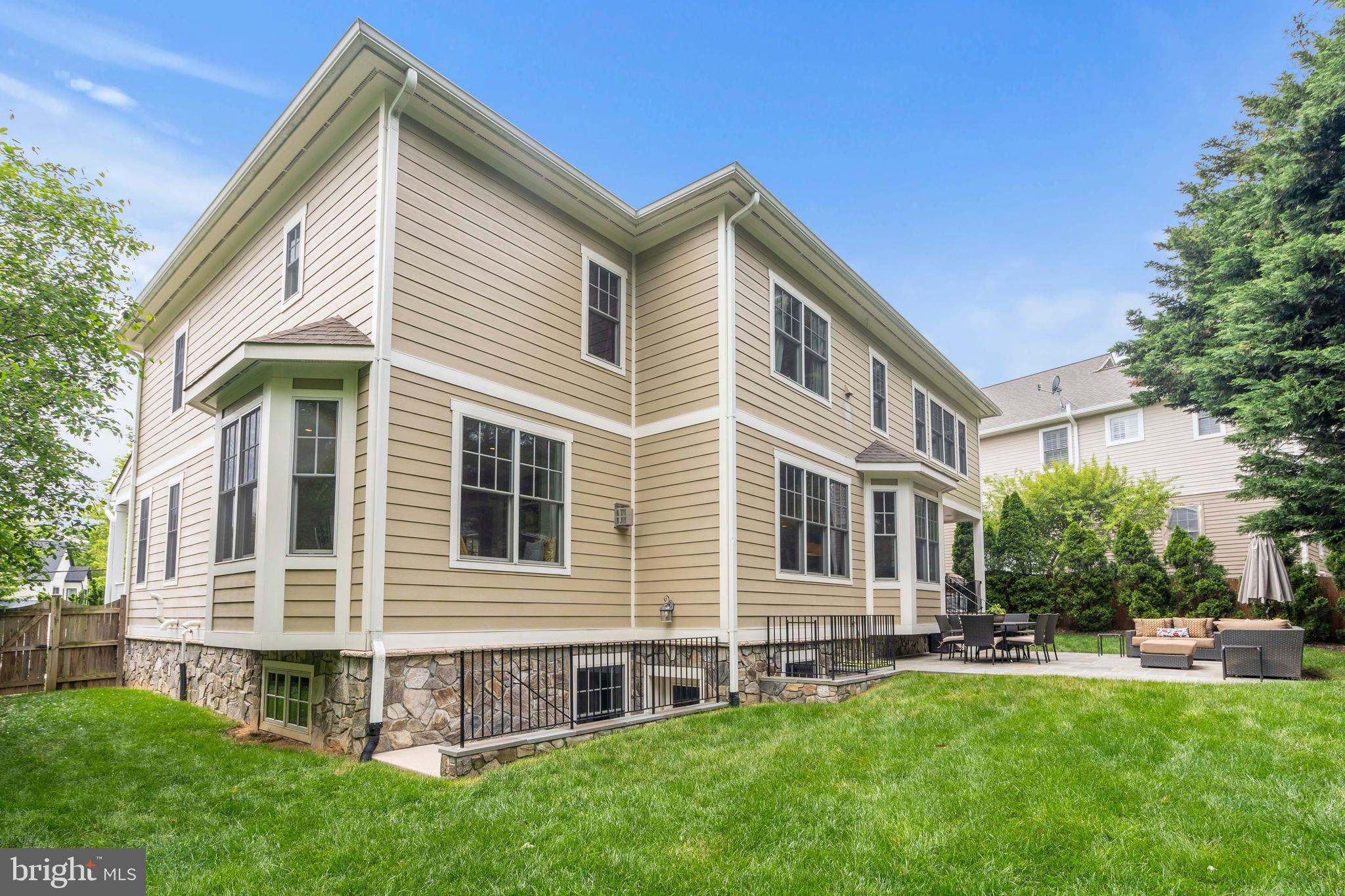 MINOR HILL - Residential