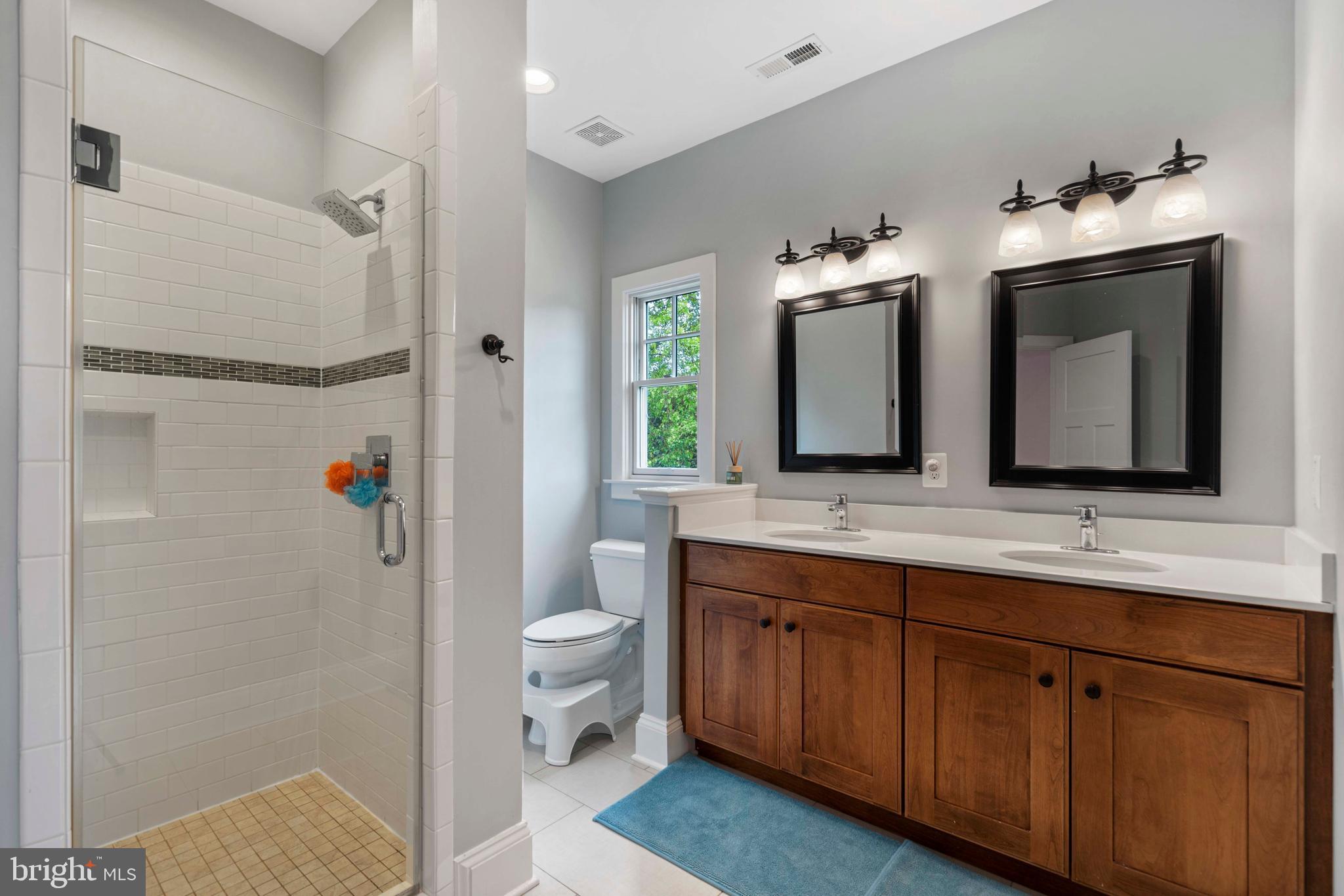 MINOR HILL - Residential