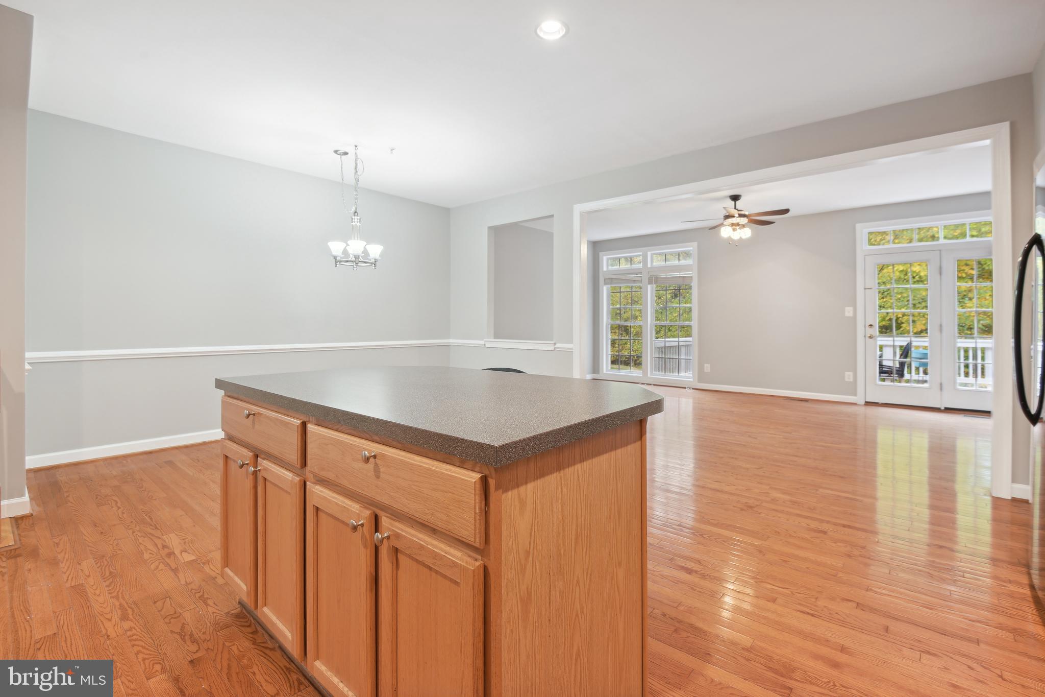 POTOMAC CHASE - Residential