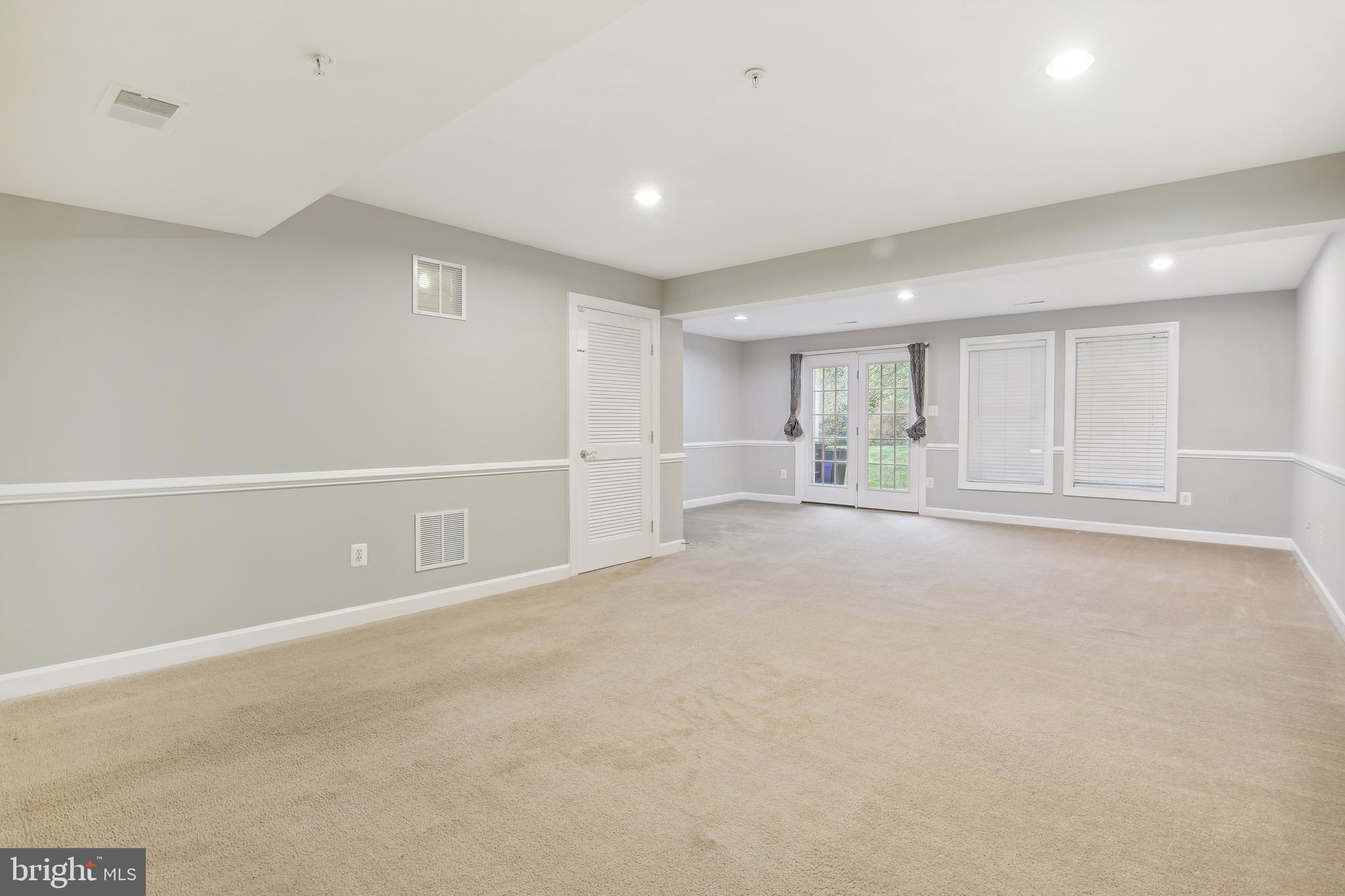 POTOMAC CHASE - Residential