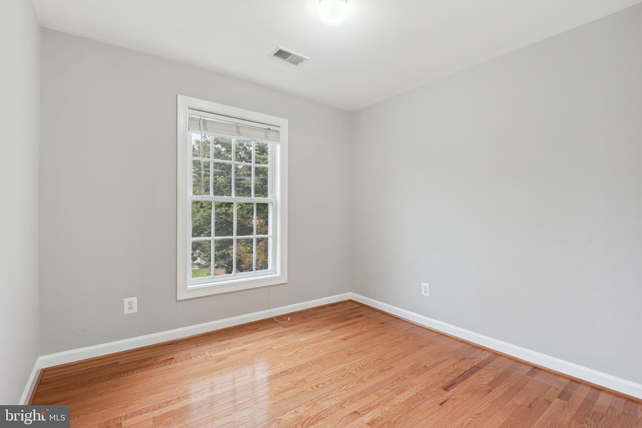 POTOMAC CHASE - Residential