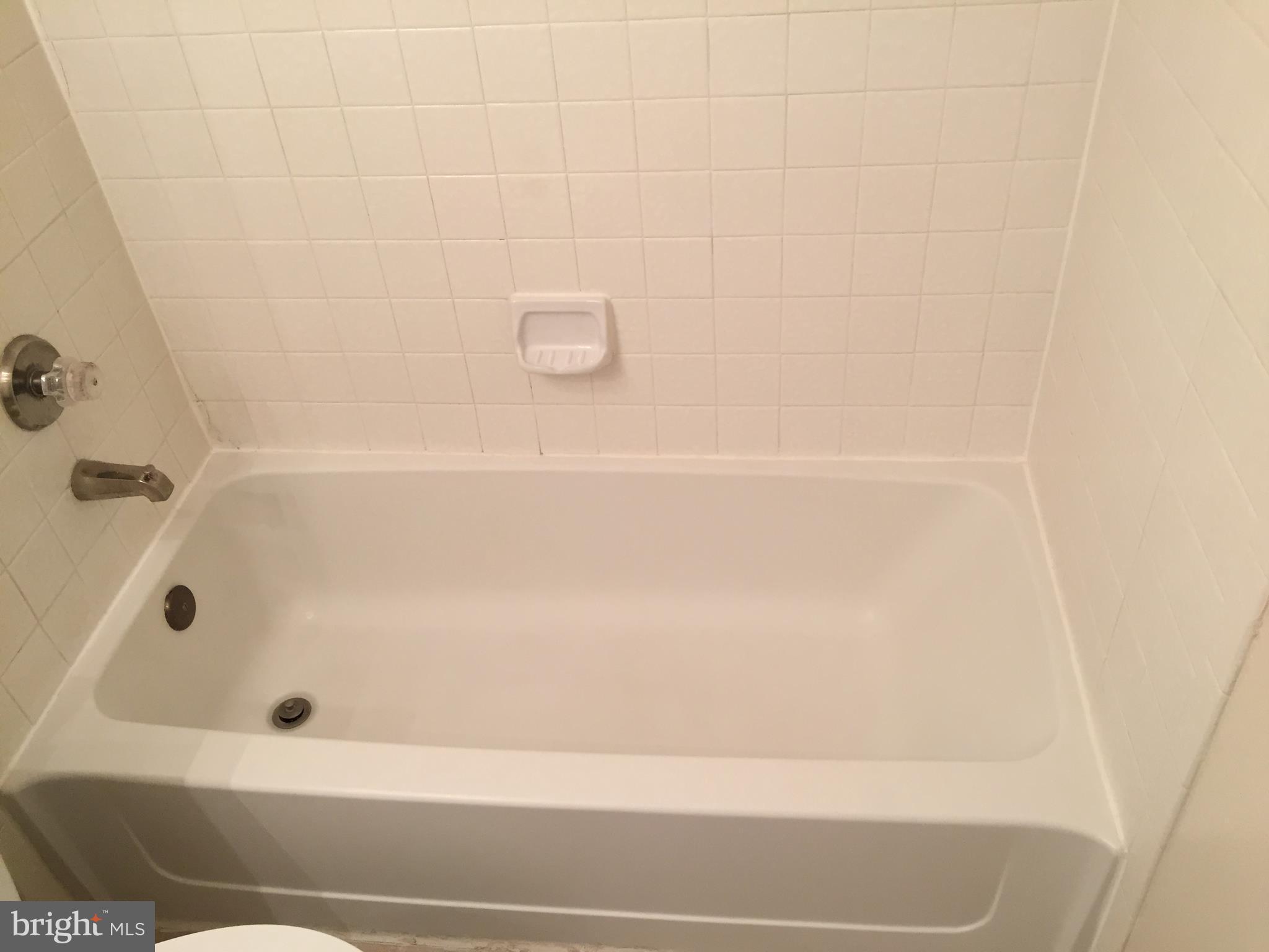 POINTE AT PARK CENTER - Residential Lease