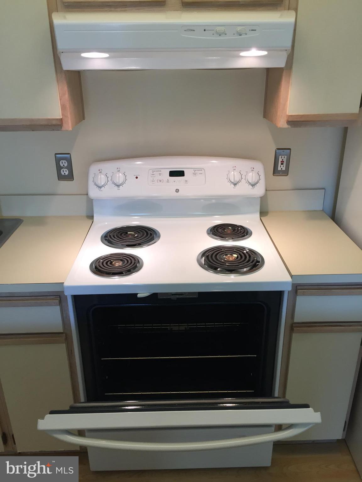 POINTE AT PARK CENTER - Residential Lease