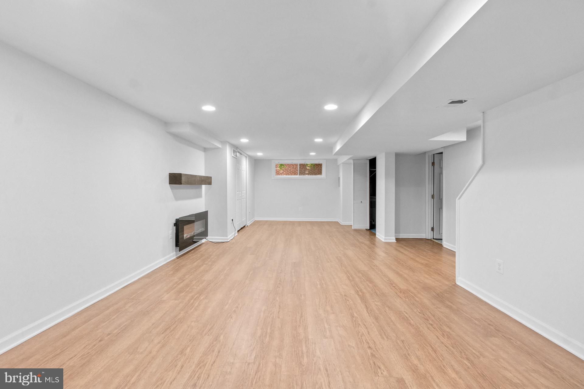 CONNECTICUT AVENUE ESTATES - Residential