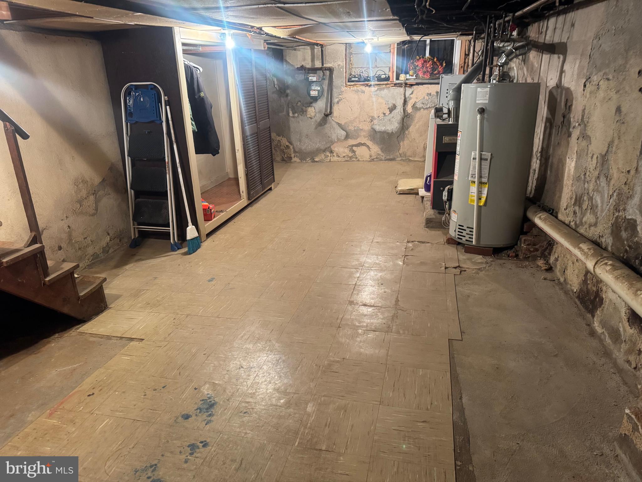 LOWER MOYAMENSING - Residential