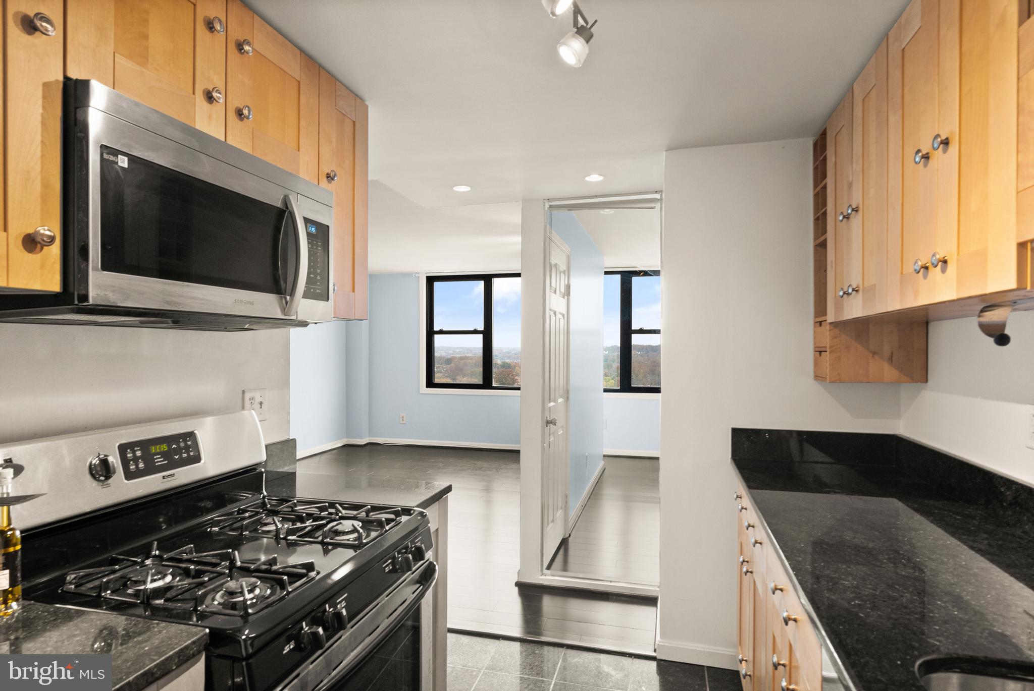 FORTY SIX HUNDRED - Residential