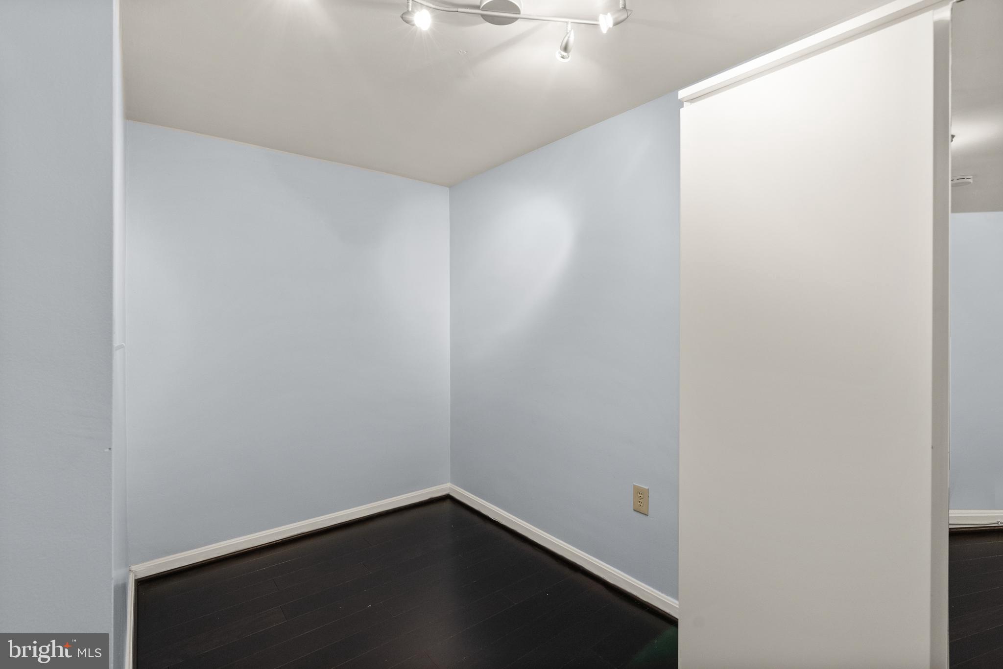 FORTY SIX HUNDRED - Residential