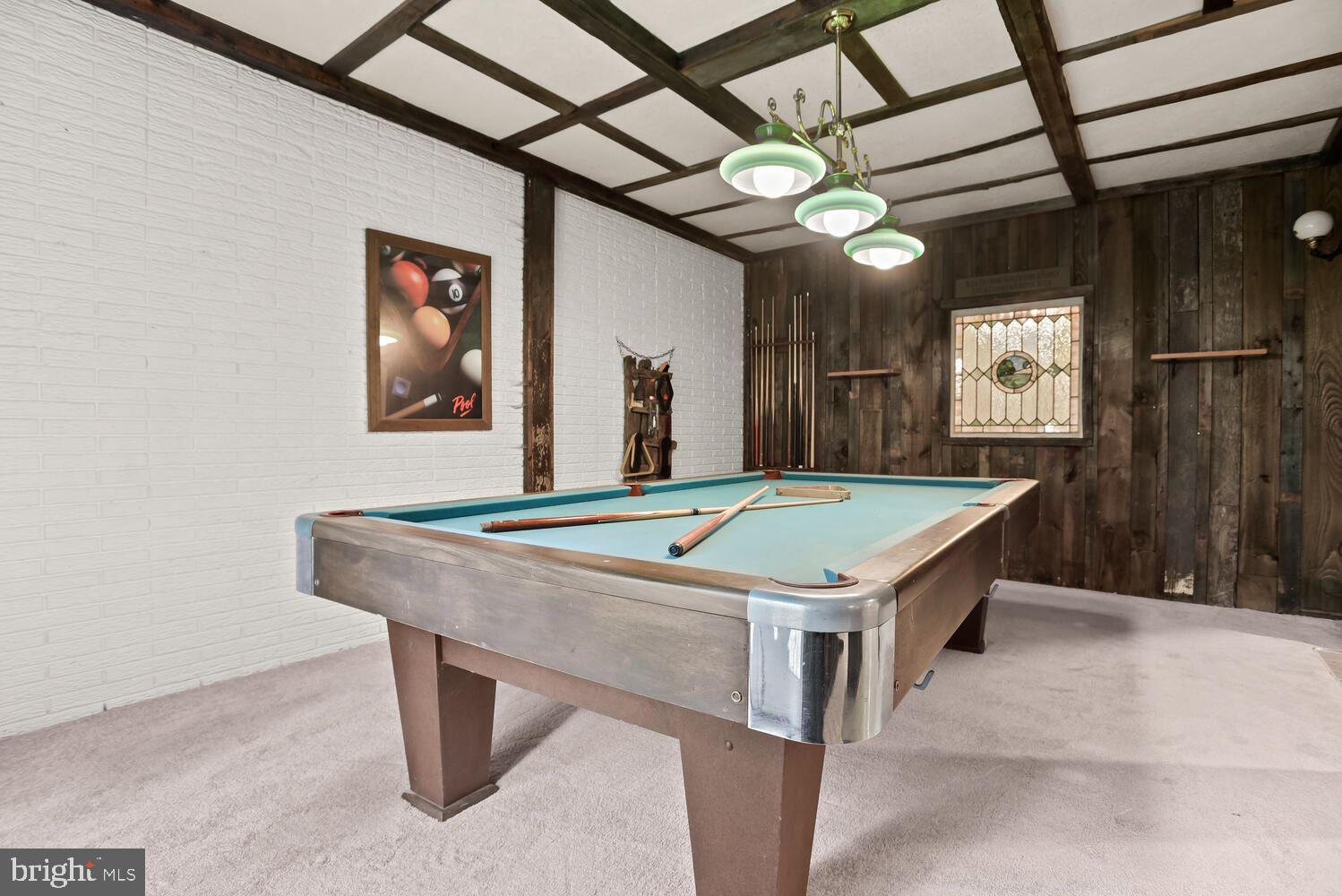 HILLSBOROUGH - Residential