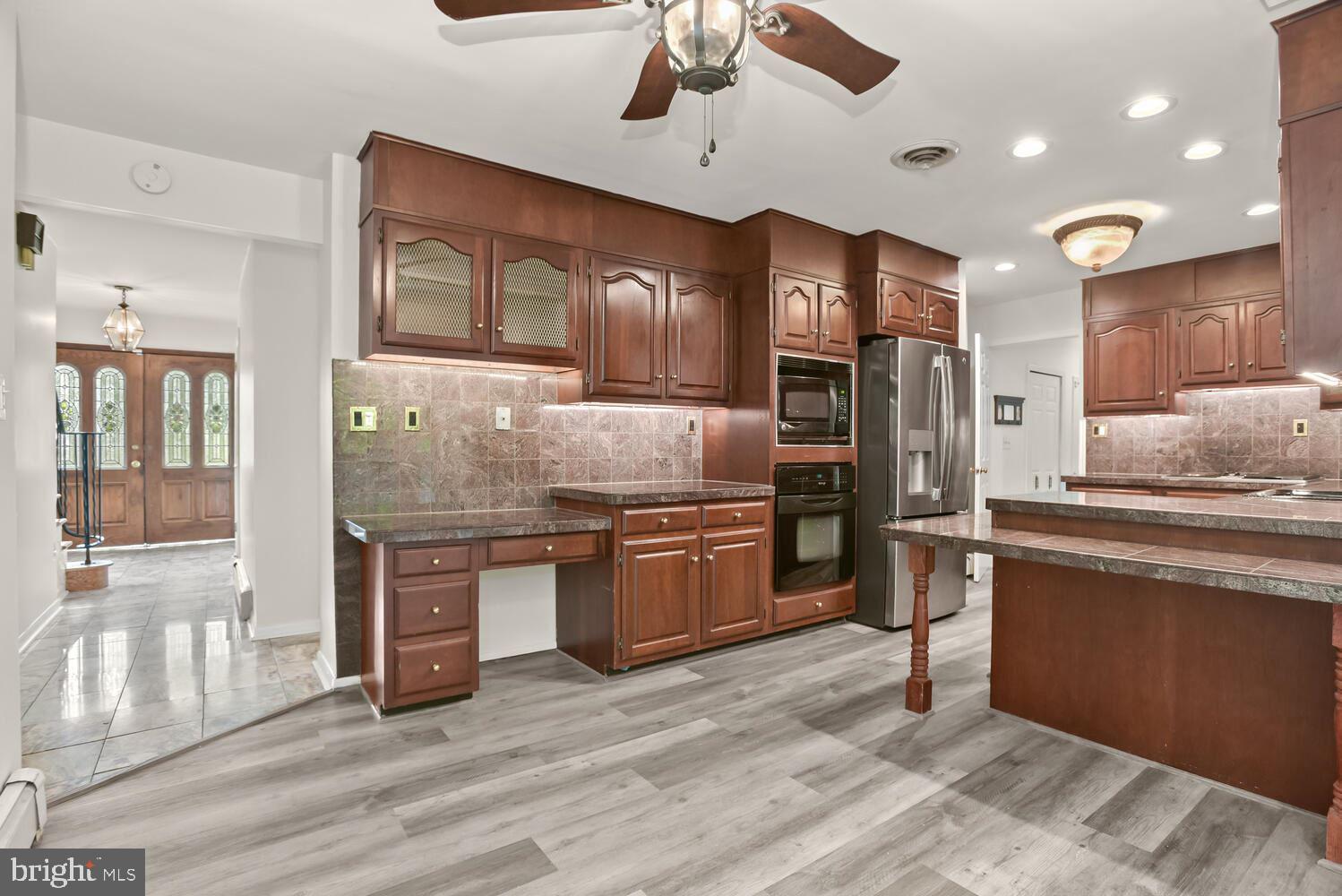 HILLSBOROUGH - Residential