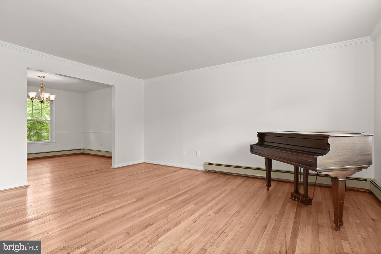 HILLSBOROUGH - Residential