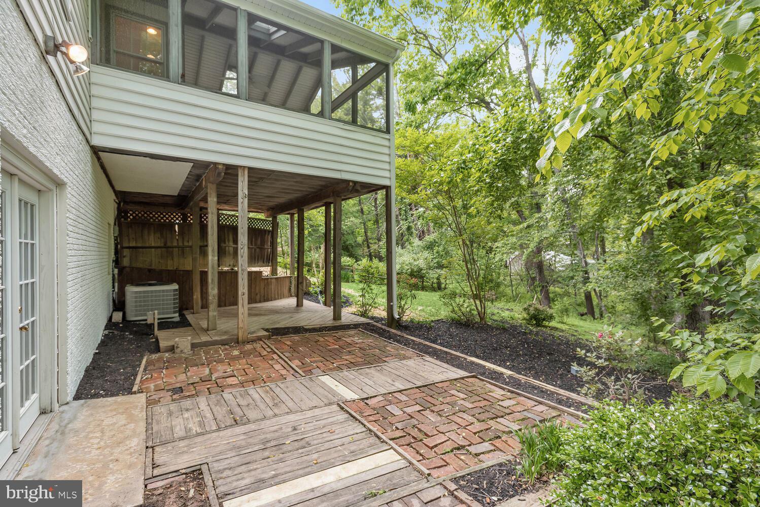 HILLSBOROUGH - Residential