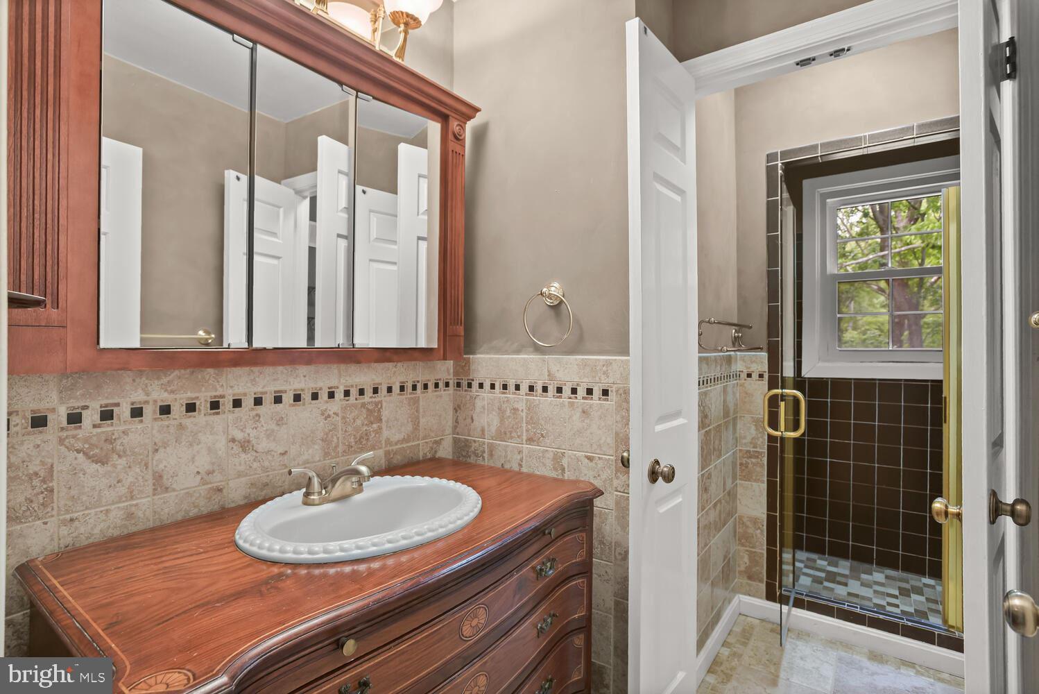 HILLSBOROUGH - Residential