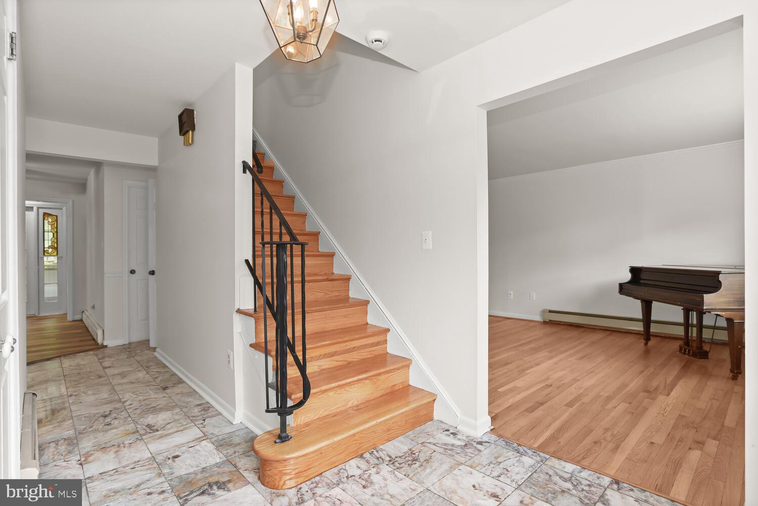 HILLSBOROUGH - Residential