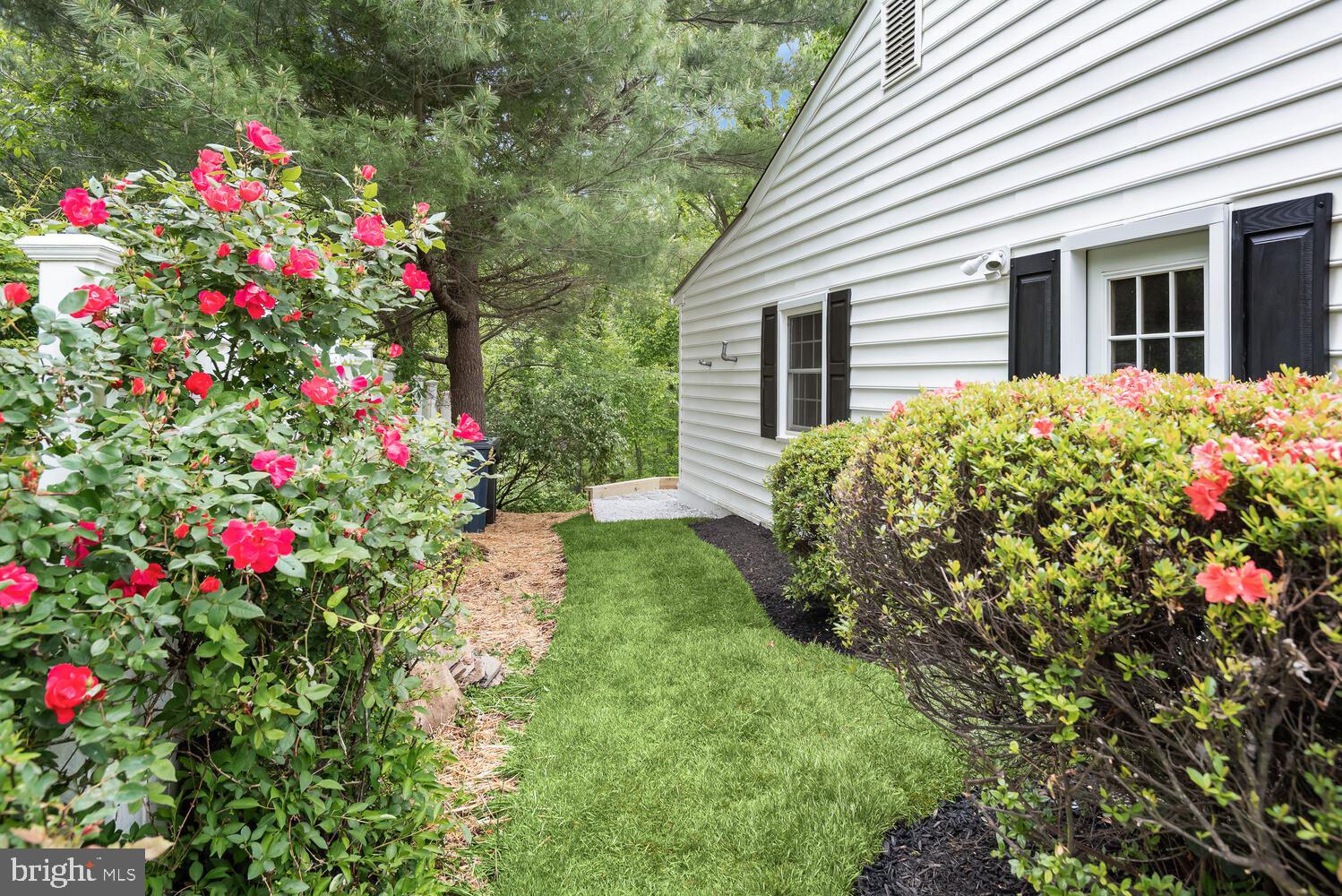 HILLSBOROUGH - Residential