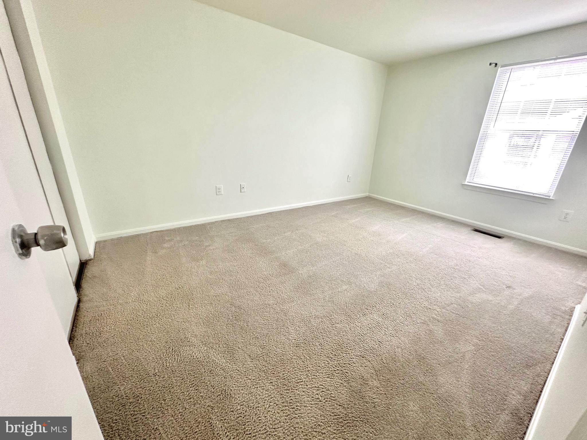 LONGMEAD - Residential