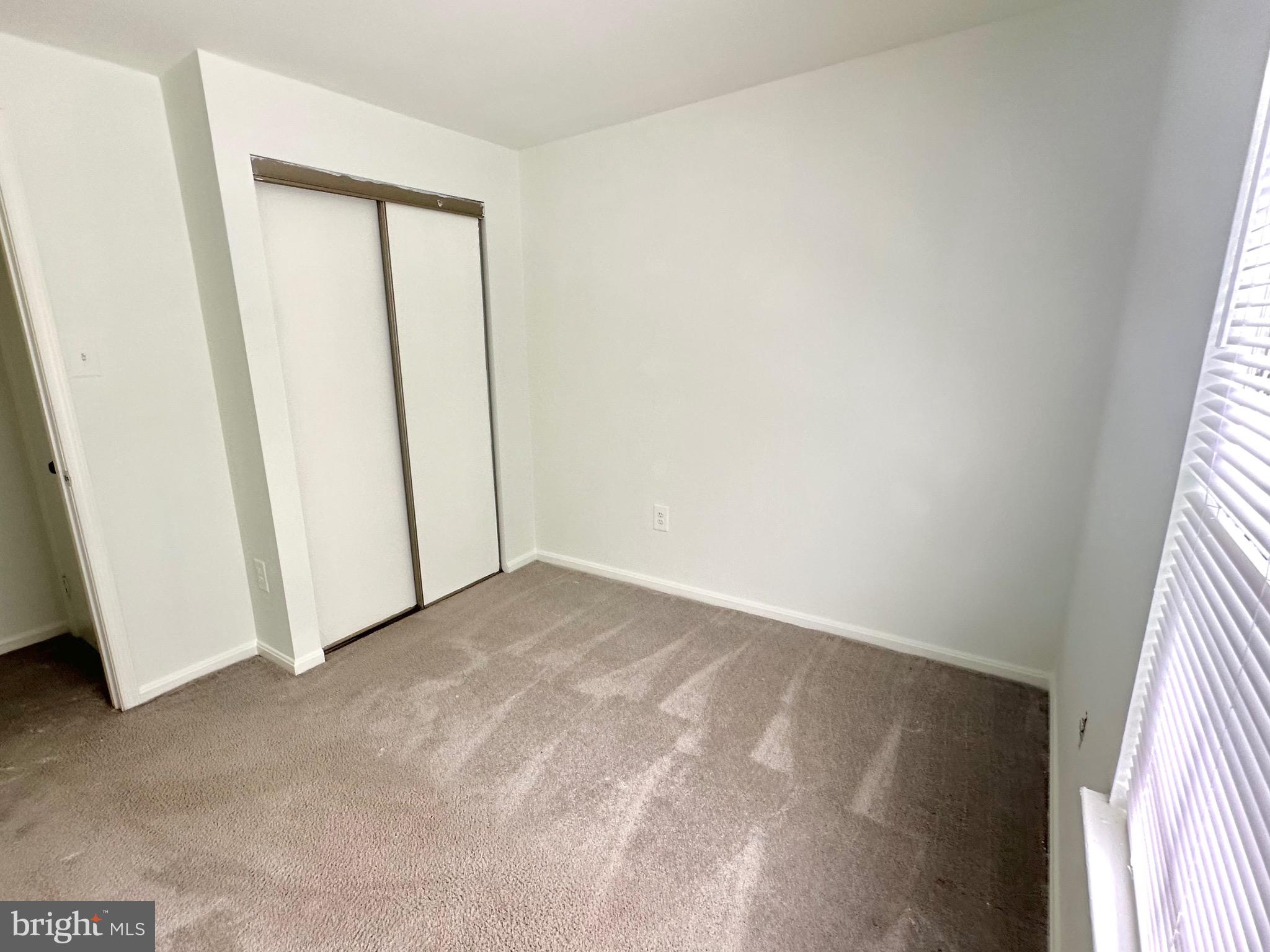 LONGMEAD - Residential