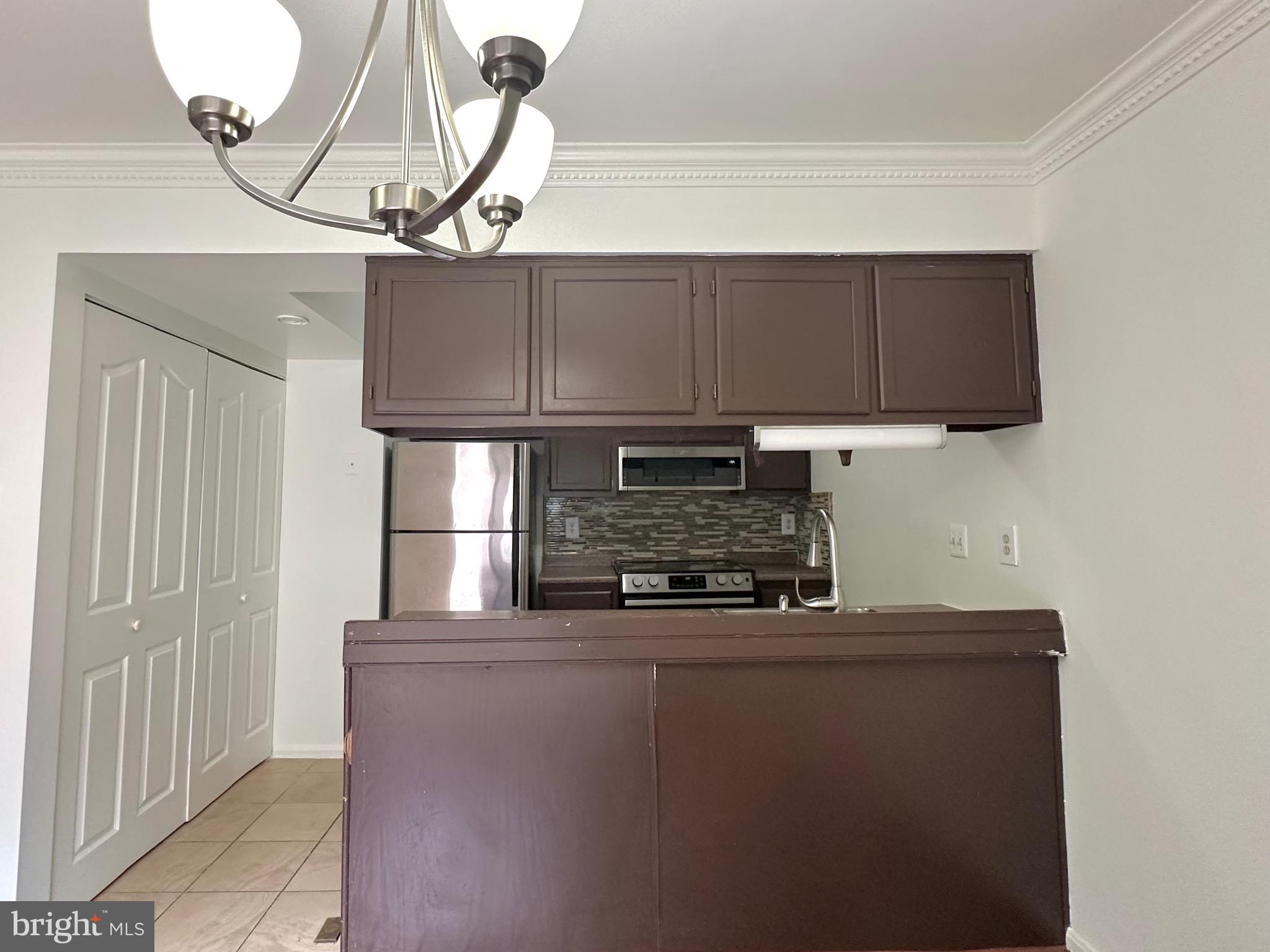 LONGMEAD - Residential