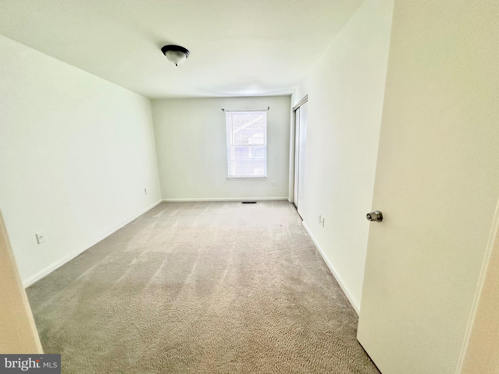 LONGMEAD - Residential