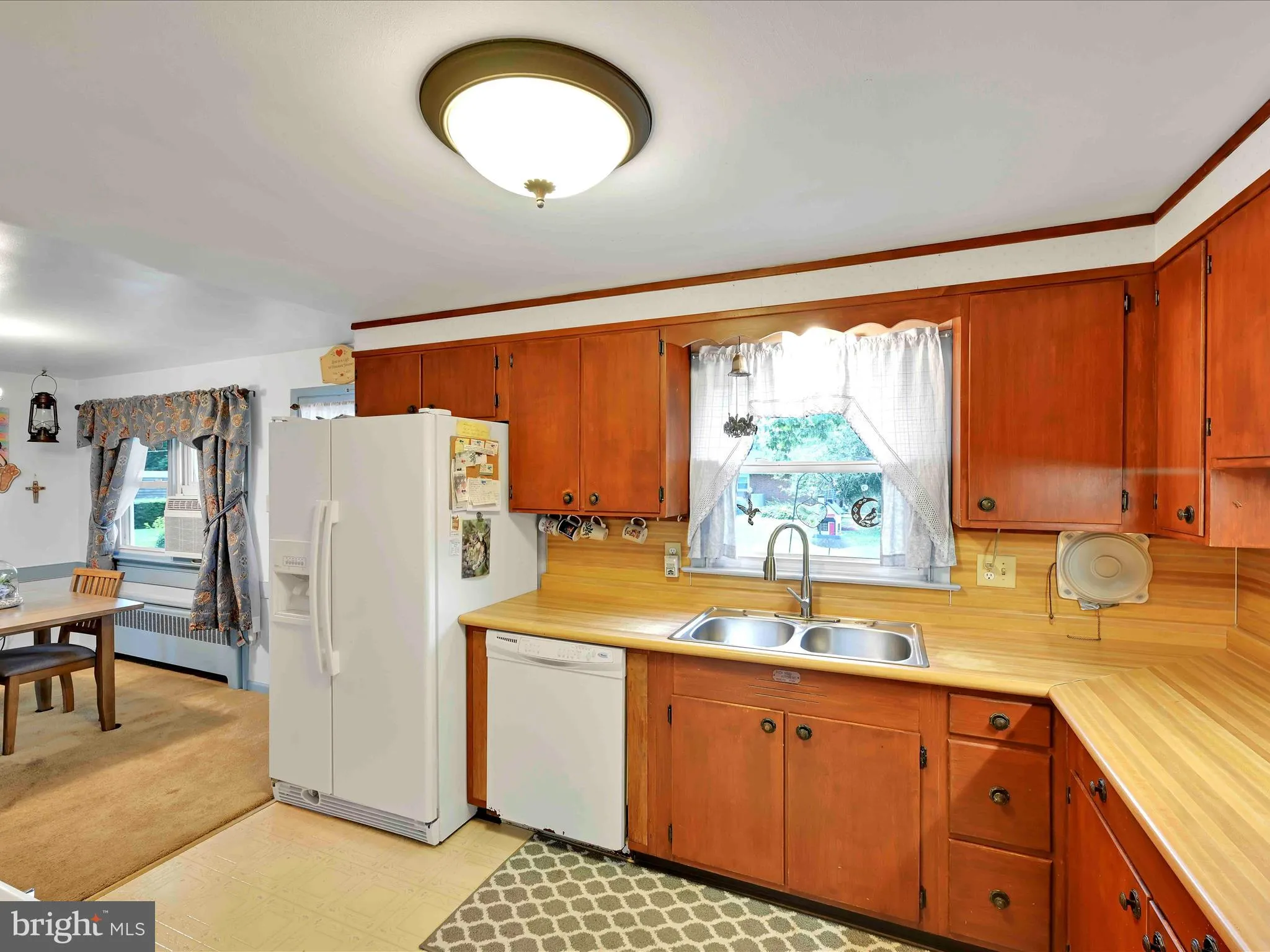 Lancaster, Pennsylvania 17603, United States, 3 Bedrooms Bedrooms, ,1 BathroomBathrooms,Residential,Active,192781