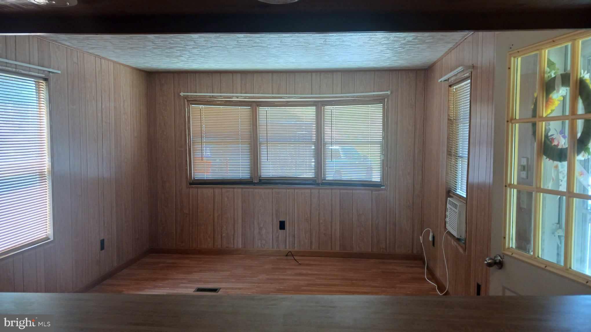 NONE AVAILABLE - Land