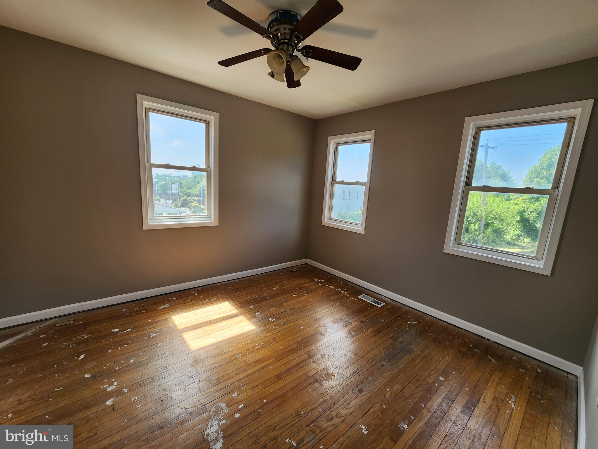 BELAIR-EDISON - Residential